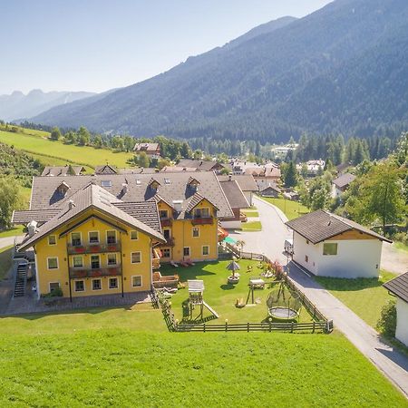 Hotel Tolderhof San Candido Exterior photo